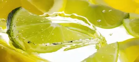 Lemona wai pauka: maikaʻi no ka ʻili, ka lauoho, a me ka pale ʻana